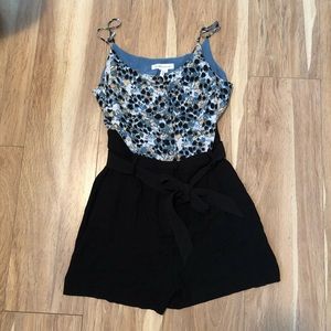 BCBG leopard printed romper 8